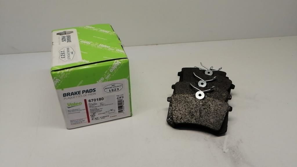 VALEO FREN BALATASI ARKA MEGANE2 GOLF III IV POLO IBIZA CORDOBA PEUGEOT 2008 207 208 405