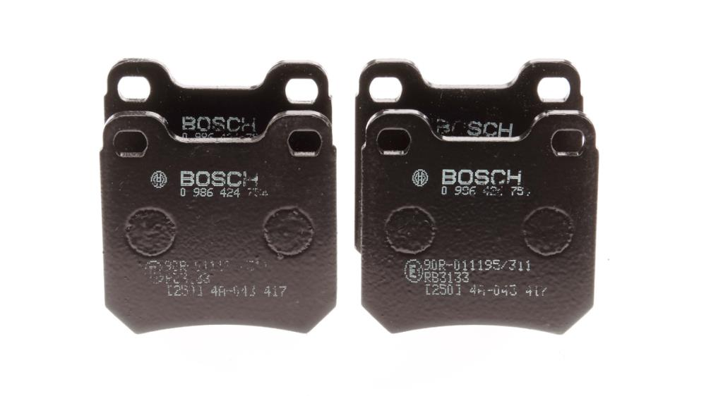 Bosch ARKA FREN BALATASI VECTRA B (10 / 95 04 / 02) / (GDB915)