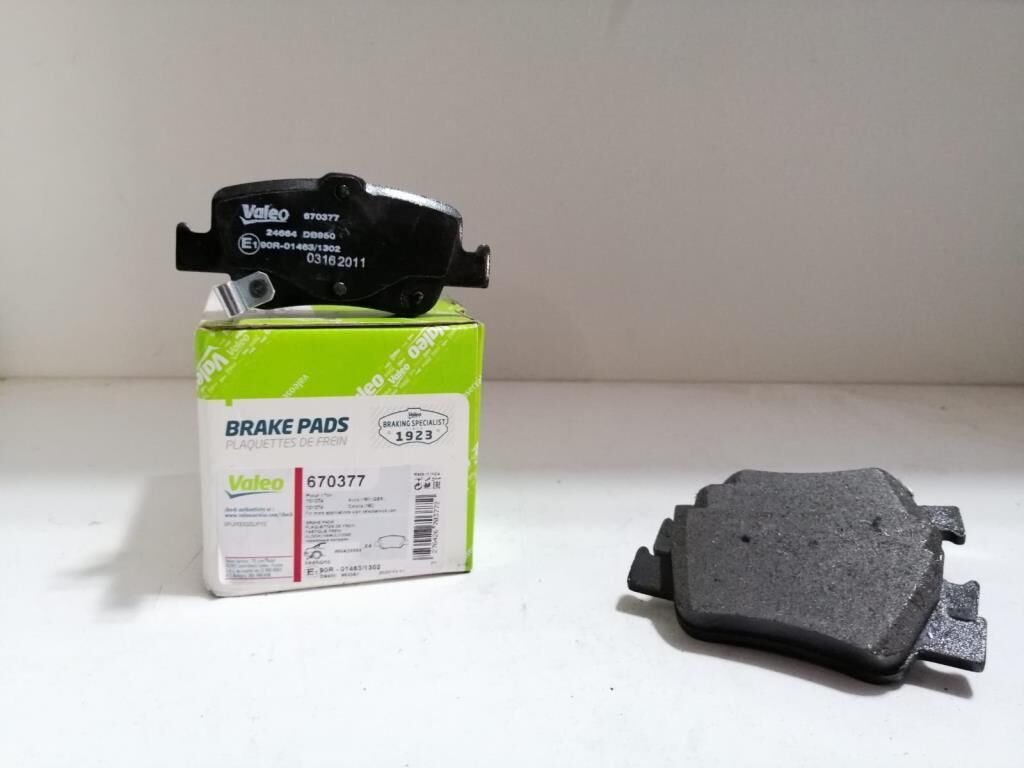 VALEO FREN BALATASI ARKA AURİS 2007- COROLLA 2007-