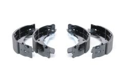 Bosch ARKA FREN BALATASI CLIARKA FREN BALATASI PABUC CLIO II LAGUNA I LOGAN SYMBOL I II TWINGO I SAXO XSAR