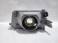 FARBA FAR REFLEKTÖRÜ ÇITALI SAĞ R9 R11 93-97 ARASI