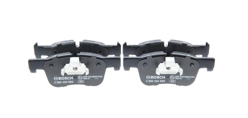 Bosch FREN BALATASI ON BMW F20 F21 F30 F31 F32 F33 F36