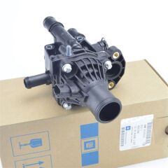 Gm TERMOSTAT GOVDESI KOMPLE 16XER 16LET ASTRA J