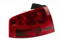 Hella STOP LAMBASI SOL DIS A4 05>08 AVANT QUATTRO